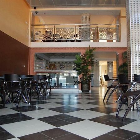 Hotel Amoudou فندق أمودو Тізніт Екстер'єр фото