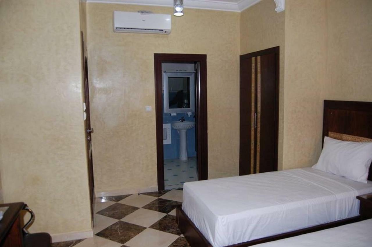 Hotel Amoudou فندق أمودو Тізніт Екстер'єр фото