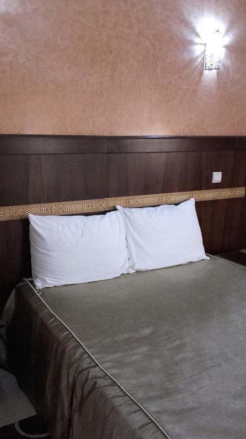 Hotel Amoudou فندق أمودو Тізніт Екстер'єр фото